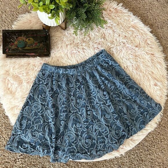 Scobe Blue Lace Stretch Skater Mini Skirt Lined Elastic Waist sz M Boho - Picture 2 of 7